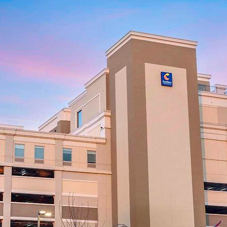 Comfort Inn & Suites Newark Liberty International Airport ภายนอก รูปภาพ