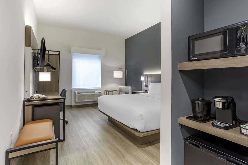 Comfort Inn & Suites Newark Liberty International Airport ห้อง รูปภาพ