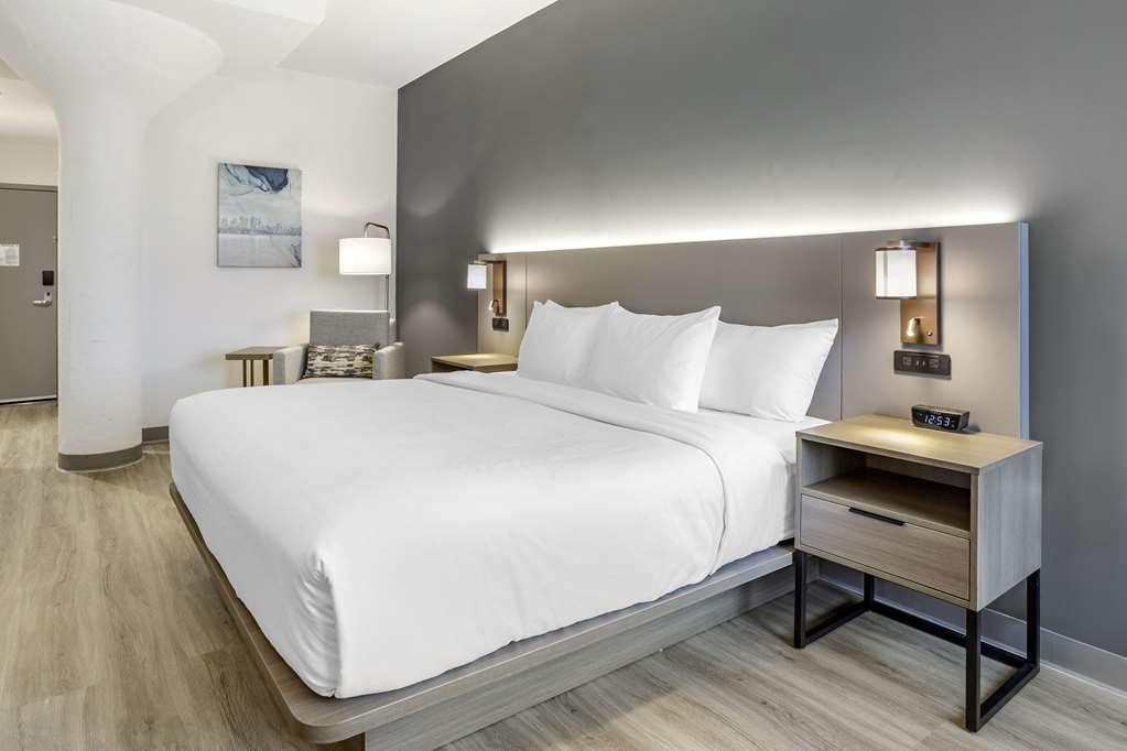 Comfort Inn & Suites Newark Liberty International Airport ห้อง รูปภาพ