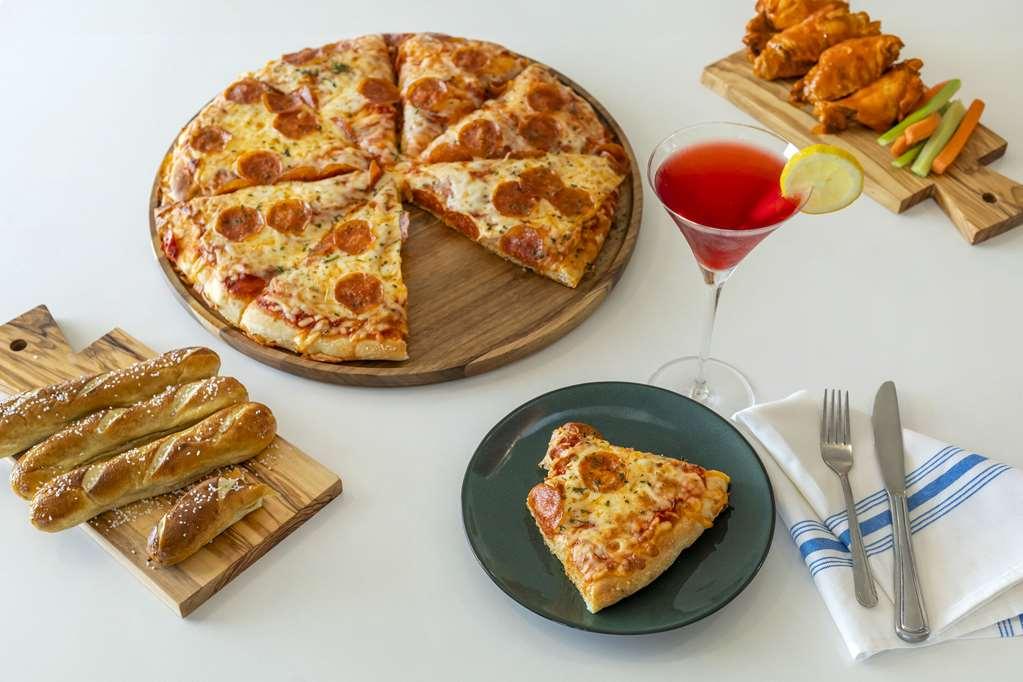 Comfort Inn & Suites Newark Liberty International Airport ร้านอาหาร รูปภาพ